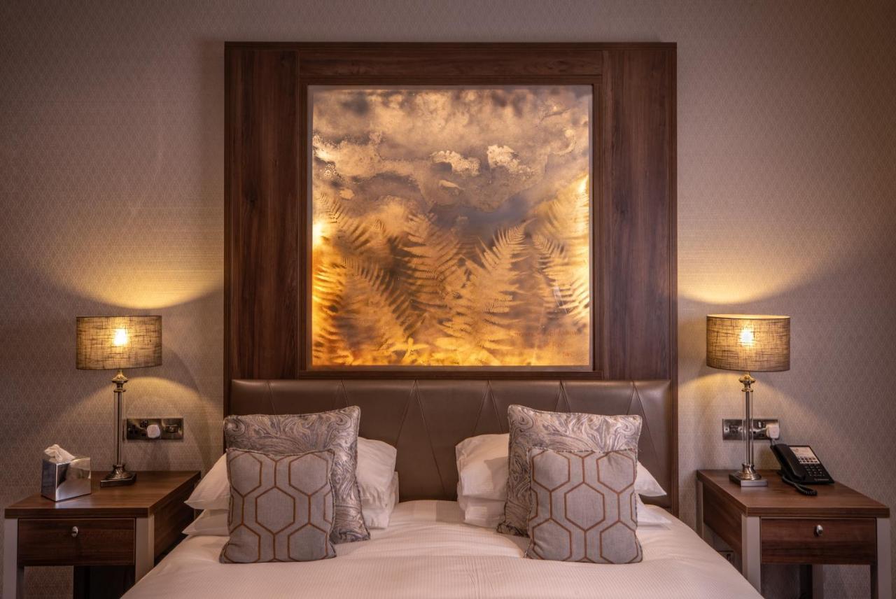 The Lodge Hotel Coleraine Bagian luar foto