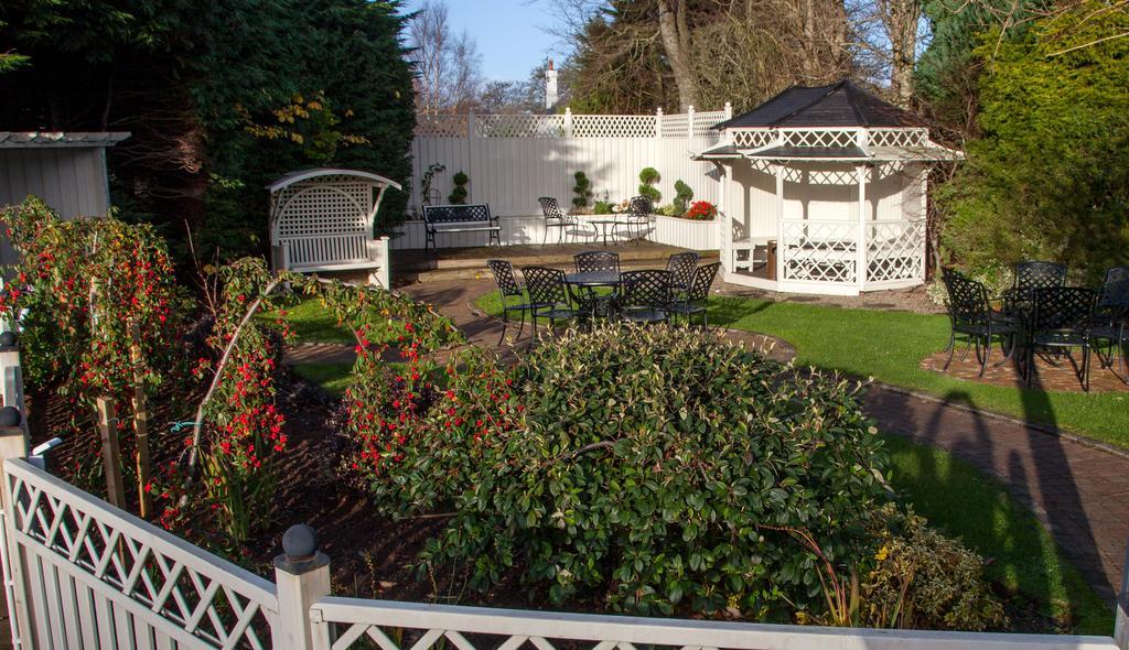 The Lodge Hotel Coleraine Bagian luar foto
