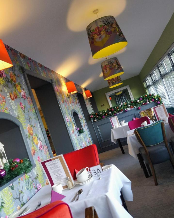 The Lodge Hotel Coleraine Bagian luar foto